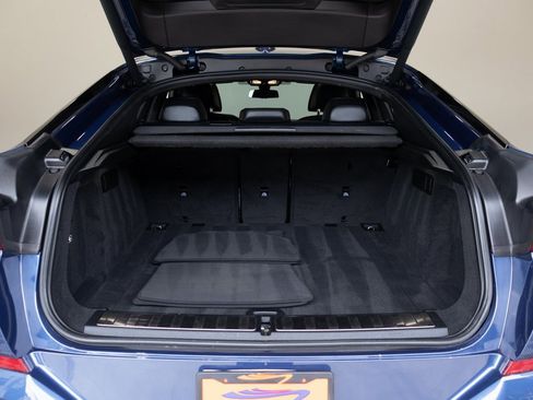 Used 2022 BMW X6 M50i w/ Executive Package image 14