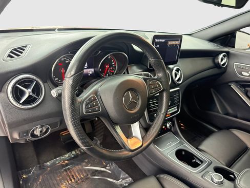 Used 2019 Mercedes-Benz CLA 250 image 18