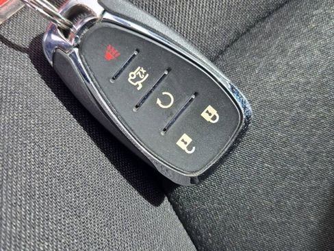 Used 2024 Chevrolet Malibu LS image 38