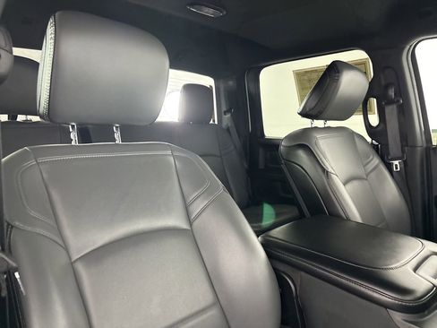 Used 2023 RAM 2500 Tradesman w/ Chrome Appearance Group image 28