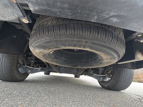 Used 2024 Chevrolet Tahoe LT w/ LT Signature Package image 25