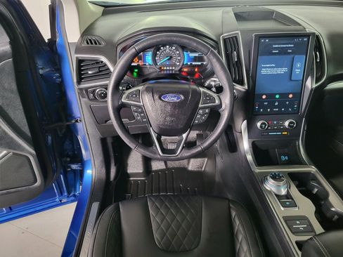 Used 2023 Ford Edge Titanium w/ Class II Trailer Tow Package image 26