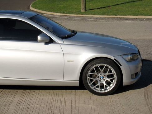 Used 2010 BMW 328i xDrive Coupe image 10