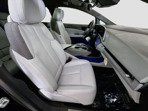 Certified 2025 Cadillac Optiq Sport 1 AWD/4WD image 29