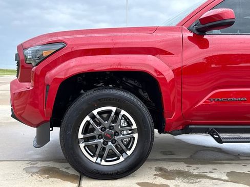 Used 2026 Toyota Tacoma TRD Sport RWD image 5