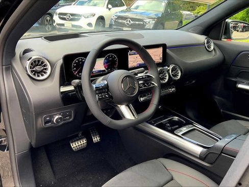 Certified 2026 Mercedes-Benz GLA 250 4MATIC image 9
