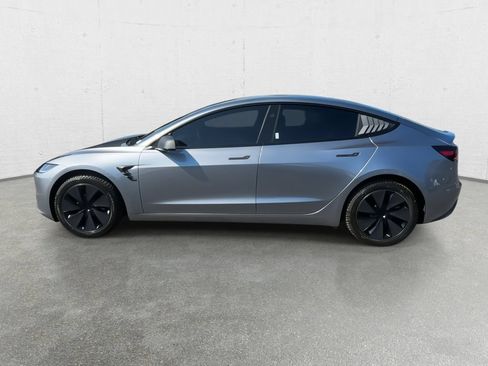 Used 2026 Tesla Model 3 RWD image 5