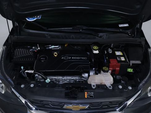 Used 2021 Chevrolet Spark LT image 31