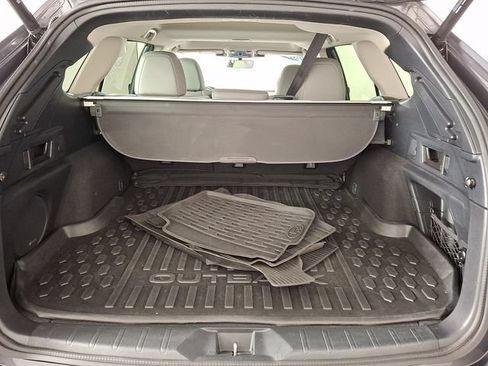 Used 2023 Subaru Outback Limited AWD/4WD image 30