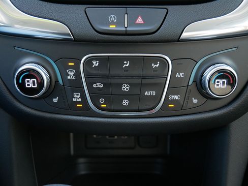 Certified 2024 Chevrolet Equinox LT image 14