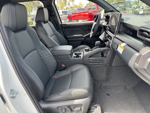 New 2026 Toyota 4Runner TRD Off-Road Premium AWD/4WD image 8
