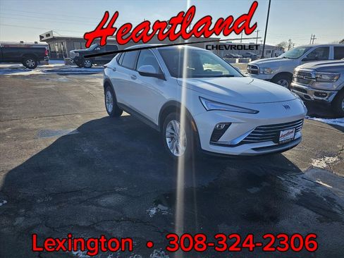 Used 2024 Buick Envista Preferred w/ Convenience I Package image 1