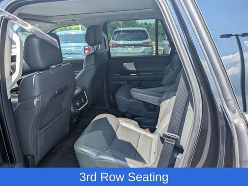 Used 2025 Ford Expedition Active AWD/4WD image 10