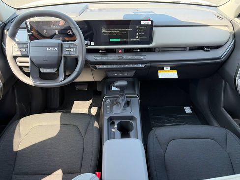 New 2027 Kia Seltos S FWD image 10
