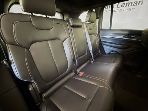 New 2025 Jeep Grand Cherokee Limited image 26