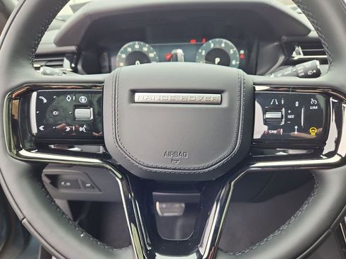 Used 2026 Land Rover Range Rover Velar Dynamic SE AWD/4WD image 18