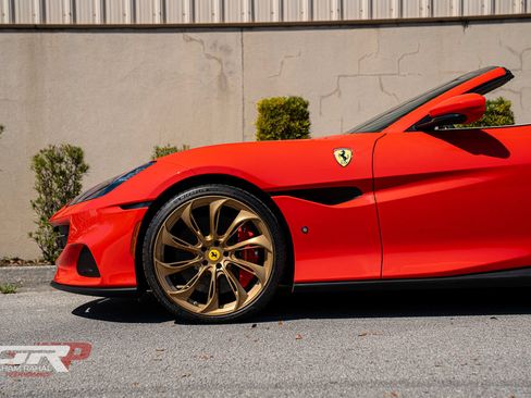 Used 2023 Ferrari Portofino M RWD image 22