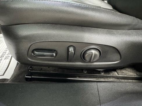 Used 2020 Chevrolet Malibu LT w/ Leather Package FWD image 21