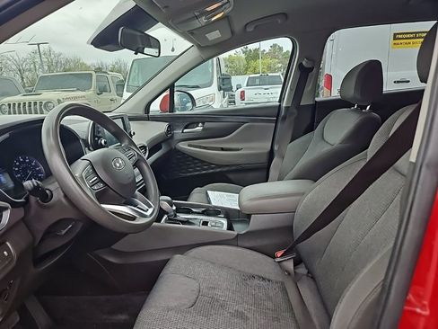 Used 2020 Hyundai Santa Fe SE image 15