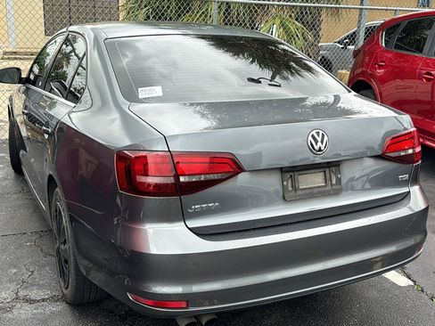 Used 2017 Volkswagen Jetta S w/ Jetta S Cold Weather Package FWD image 8