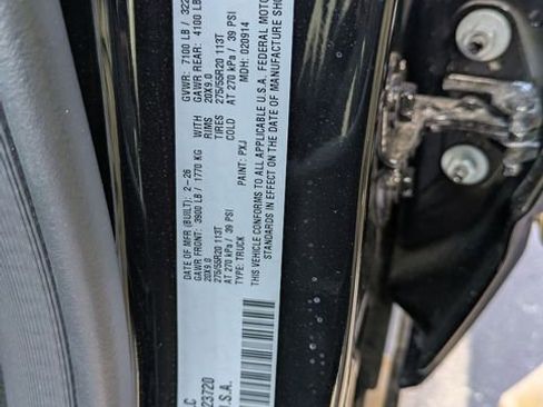 New 2026 RAM 1500 4x4 Crew Cab image 30