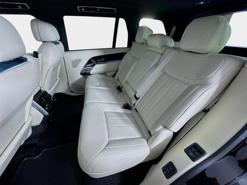 New 2026 Land Rover Range Rover Long Wheelbase SE AWD/4WD image 24