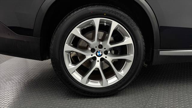 Used 2023 BMW X5 sDrive40i w/ Premium Package RWD image 35