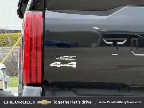 Used 2024 Toyota Tundra SR5 w/ SR5 Convenience Package image 9