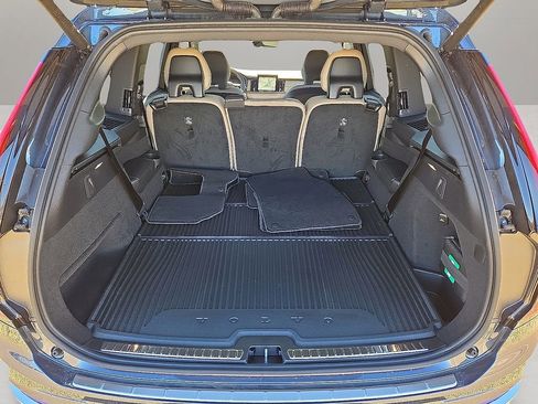 New 2026 Volvo XC90 B6 Ultra w/ Protection Package Premier AWD/4WD image 13