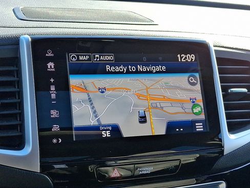 Used 2018 Honda Pilot Elite image 18