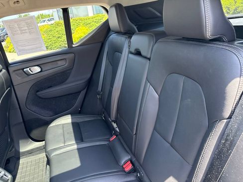 Certified 2023 Volvo XC40 B5 Plus w/ Driver Assist Package AWD/4WD image 31