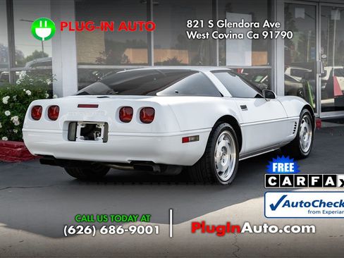 Used 1996 Chevrolet Corvette Coupe RWD image 6