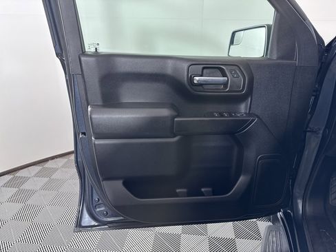 Used 2021 Chevrolet Silverado 1500 Custom image 26
