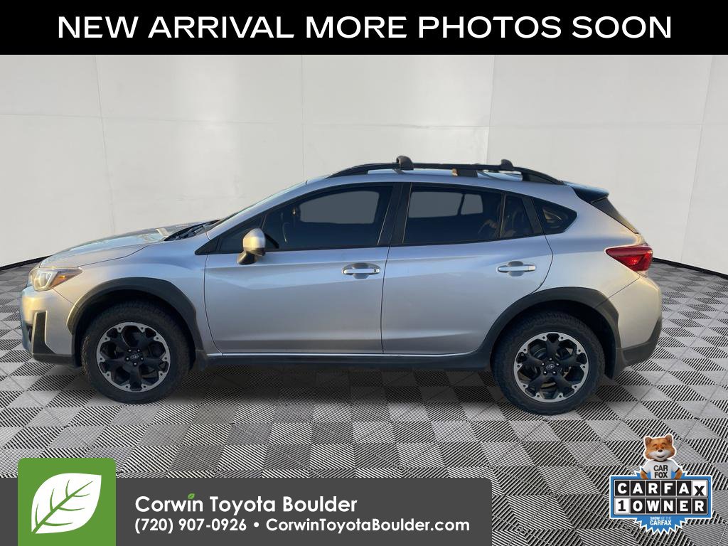 Used 2022 Subaru Crosstrek 2.0i Premium w/ Moonroof Package AWD/4WD image 4
