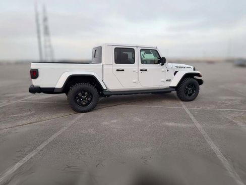 New 2026 Jeep Gladiator Sport image 13