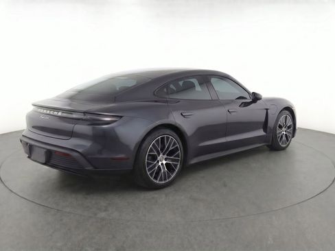 Used 2021 Porsche Taycan RWD image 8