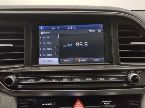 Used 2020 Hyundai Elantra Value Edition image 25