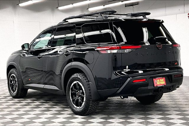 New 2026 Nissan Pathfinder Rock Creek w/ Rock Creek Premium Package AWD/4WD image 4