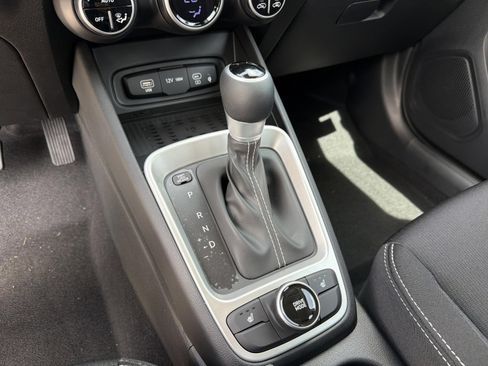 New 2026 Hyundai Venue SEL FWD image 16