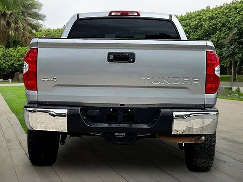 Used 2019 Toyota Tundra SR5 w/ SR5 Upgrade Package image 4