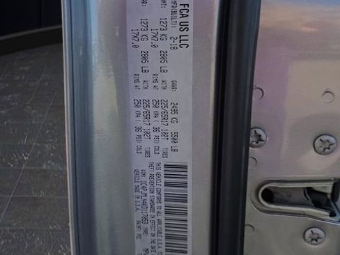 Used 2019 Jeep Cherokee Latitude Plus w/ Cold Weather Group image 42