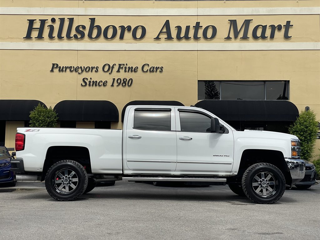 Used 2015 Chevrolet Silverado 2500 LTZ w/ Duramax Plus Package AWD/4WD image 5