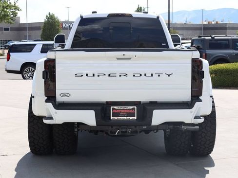 Used 2026 Ford F450 Platinum w/ FX4 Off-Road Package AWD/4WD image 5