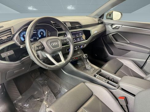 Used 2024 Audi Q3 2.0T Premium Plus w/ Premium Plus Package AWD/4WD image 4