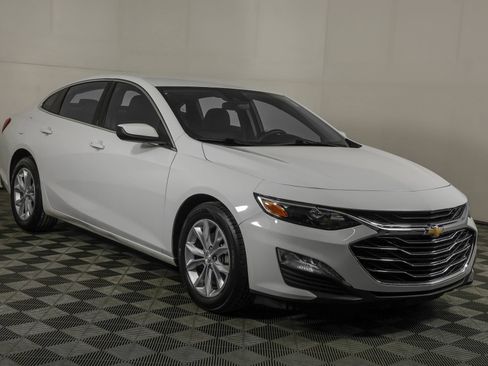 Used 2023 Chevrolet Malibu LT FWD image 11