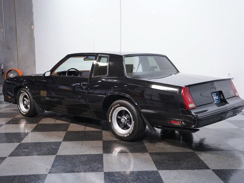 Used 1988 Chevrolet Monte Carlo SS RWD image 8