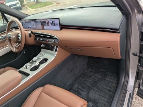 Used 2026 Genesis GV70 2.5T Advanced image 19