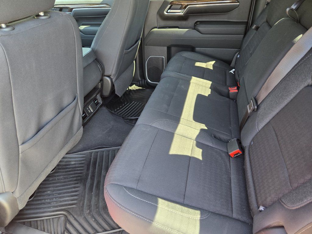 Used 2024 GMC Sierra 1500 Elevation RWD image 31