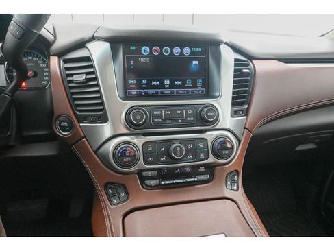 Used 2019 Chevrolet Suburban Premier image 50