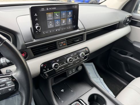 Certified 2023 Honda Pilot EX-L image 17